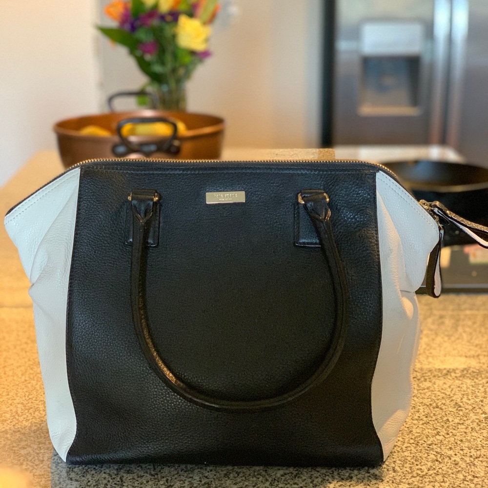 Kate Spade black & white bag